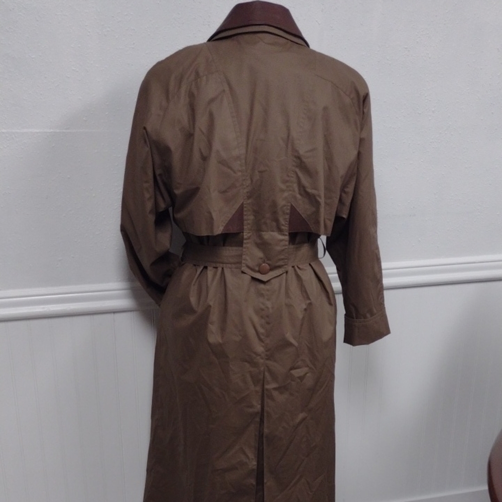 Coat Collectibles Women Classic Brown Trench Coat, Vacation,Travel. - Picture 5 of 14